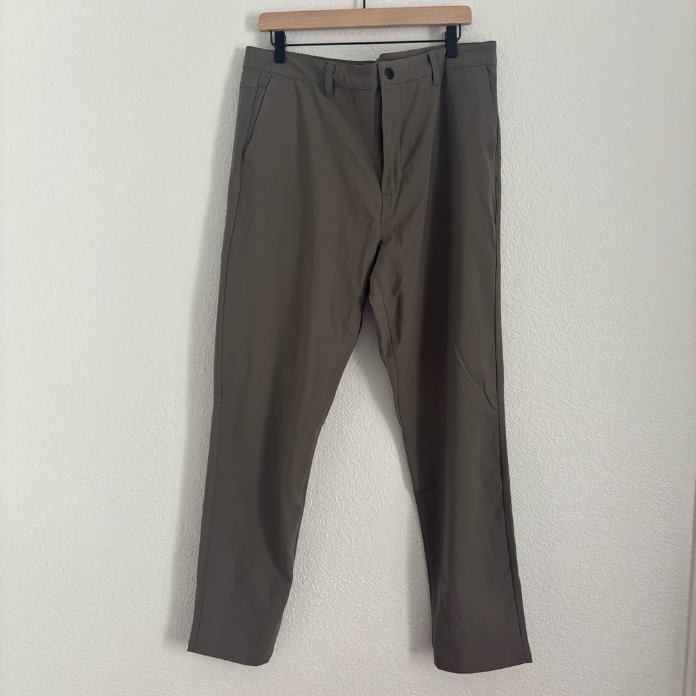 Cuts Men's Size 36x34 Gray AO Slim Fit Pants